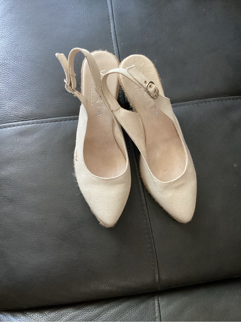 Neutral Beige Pointed-Toe Slingback Heels with Buckle Strap